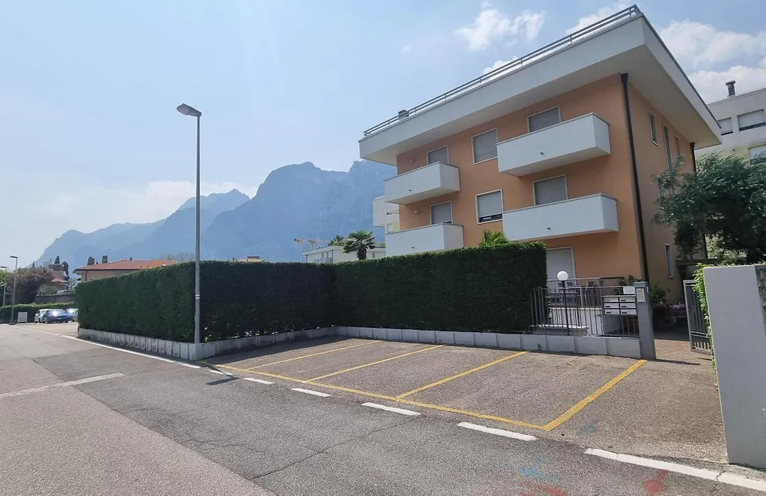 Appartamenti Per Vacanze "Villa Elvi"-1